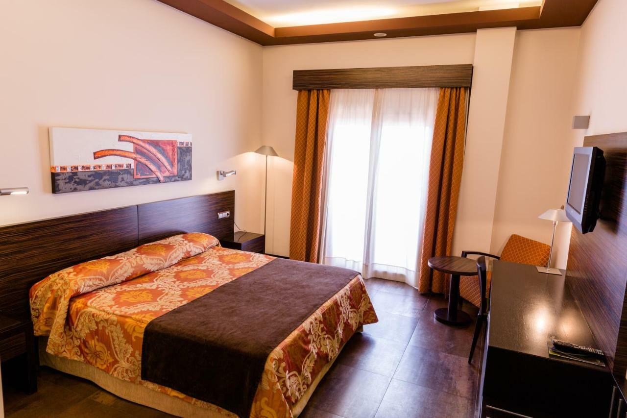 Hospedium Hotel Los Periquitos Фортуна Екстер'єр фото
